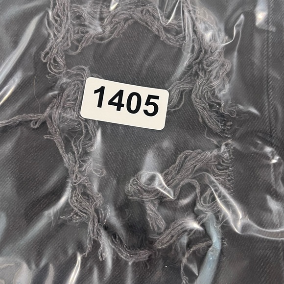 We the Free Size 26 Free People Black Distressed Straight Leg Denim Jeans EUC - Picture 12 of 12